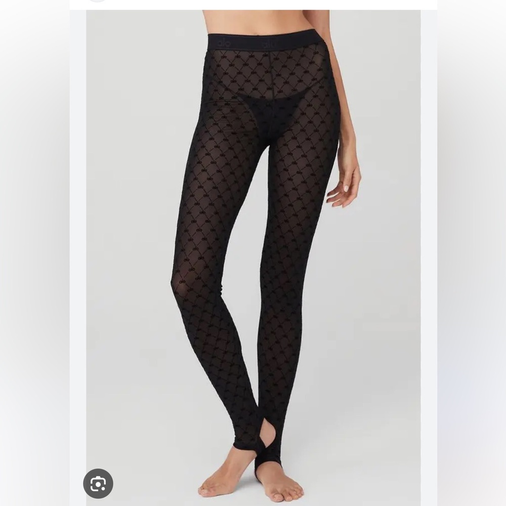 24- $65 *FREE SHIPPING* Alo $108